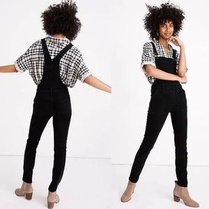 NEW W/O TAGS!! Madewell: Skinny Overalls in Lunar Wash